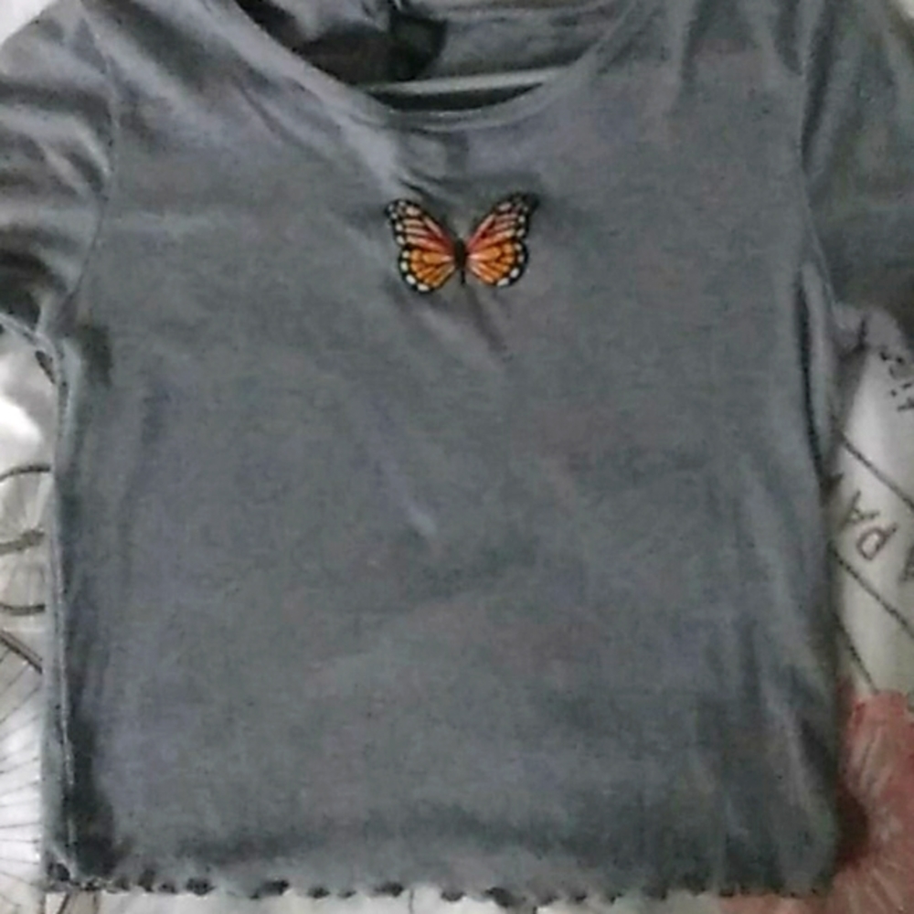 Butterfly shirt size  M